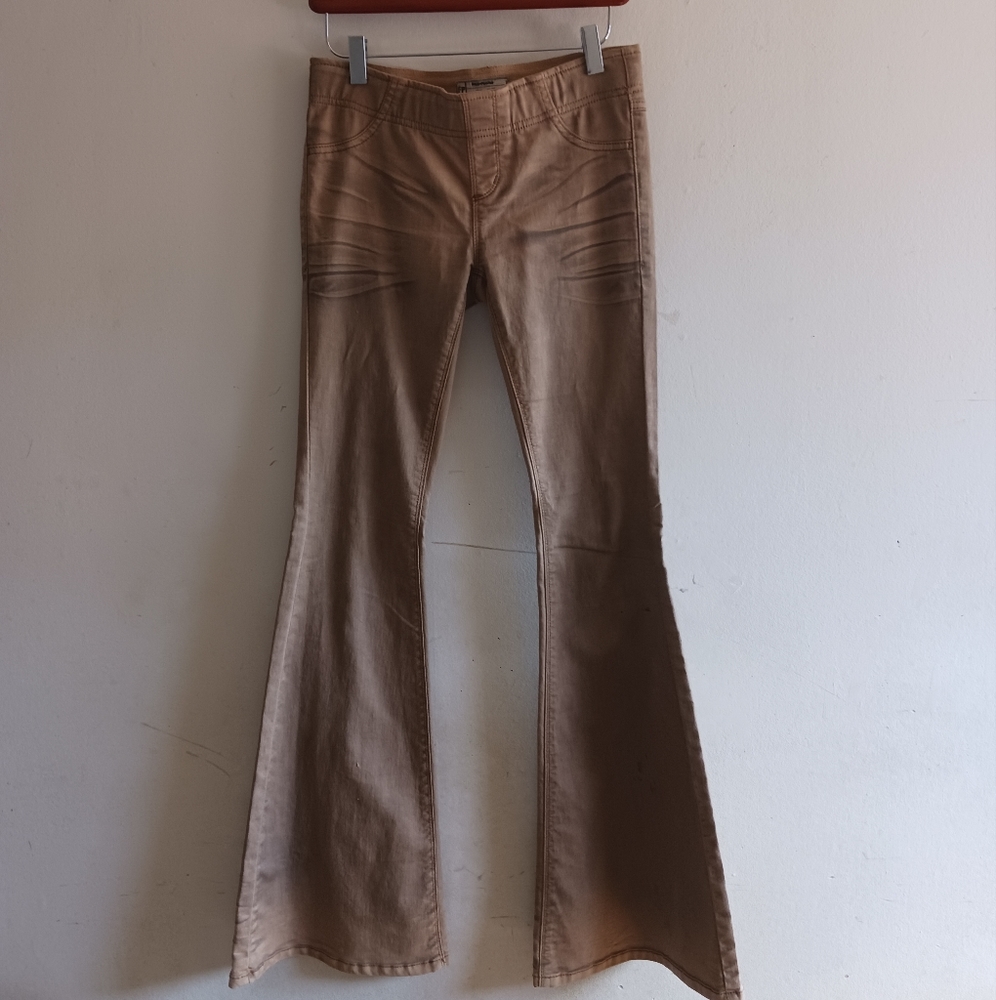 Jeans Free People Flares, Hipsters, Khaki, Size 26, no zip or buttons